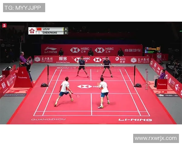 重庆羽毛球队实力之争引发热议球迷与专家观点碰撞分析